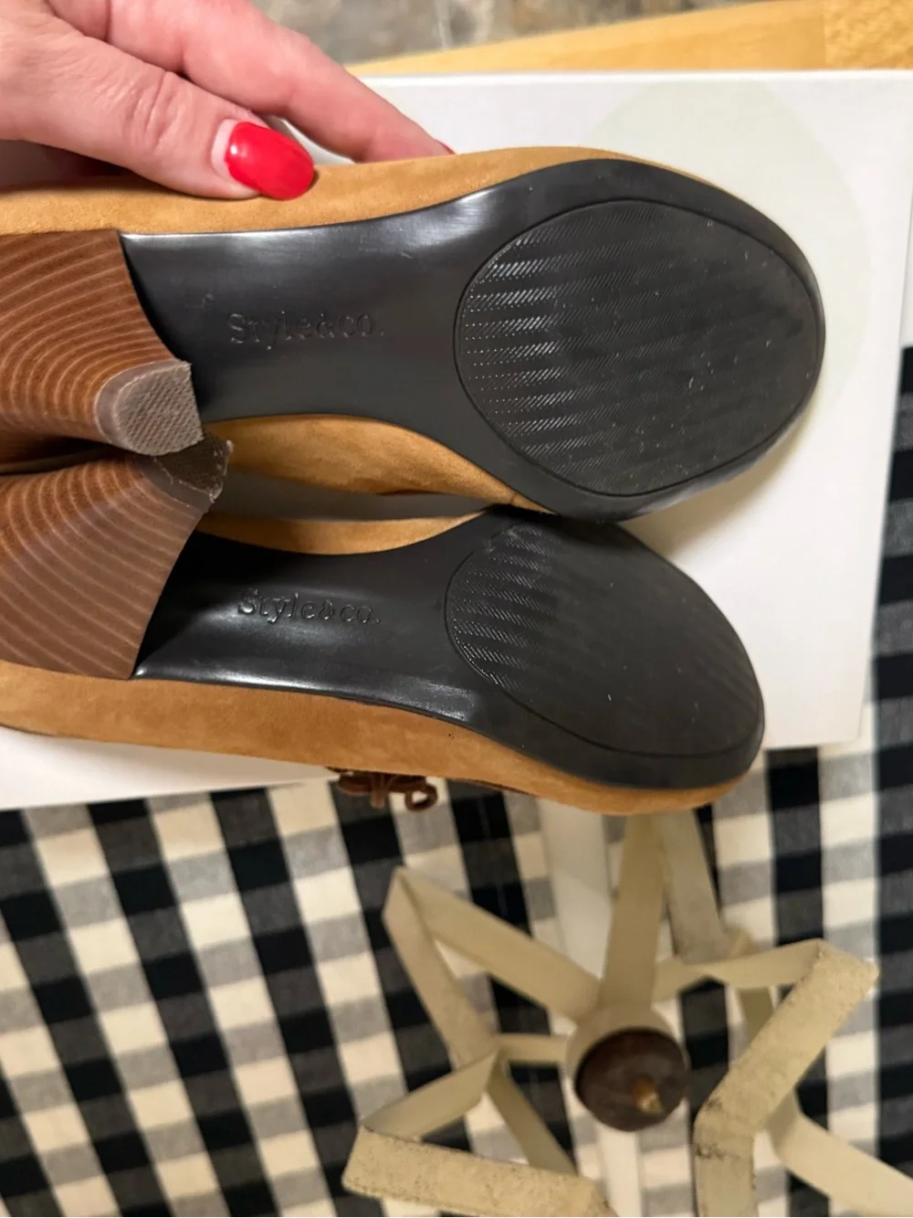 Like new Style&Co booties size 8